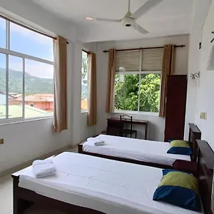 Smile Hub -youth Hostel- Pensjonat Kandy